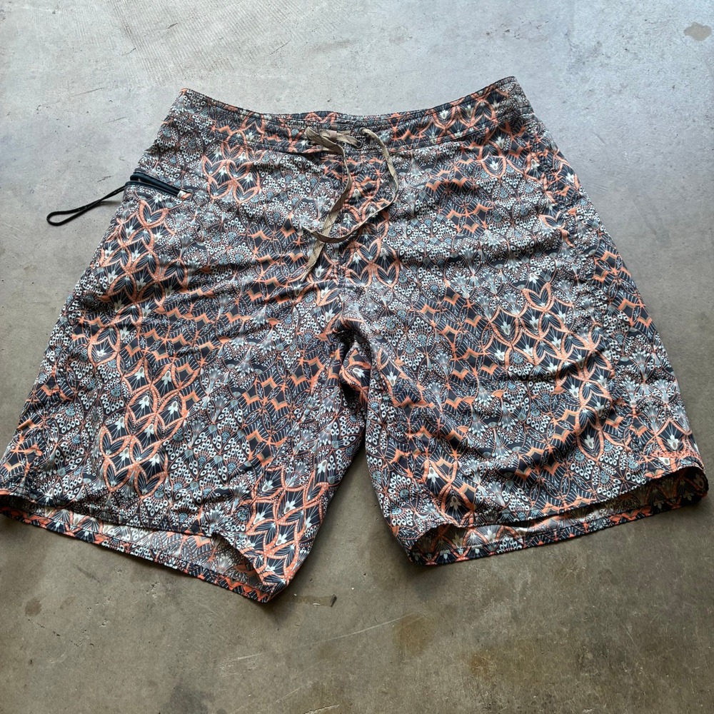 Patagonia Board Shorts Feather Medallion Print Orange Blue Mens 34